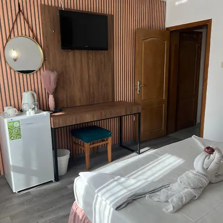 Dreams Family Hotel 2*